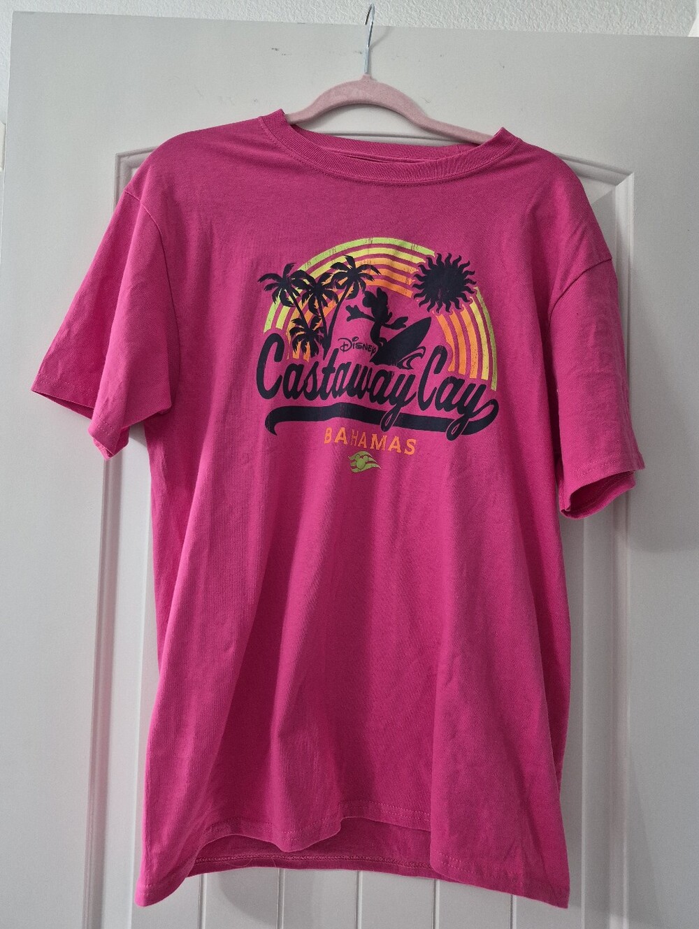 Women Pink Disney Cruise Line Castaway Cay T-shirt NWT Sz M